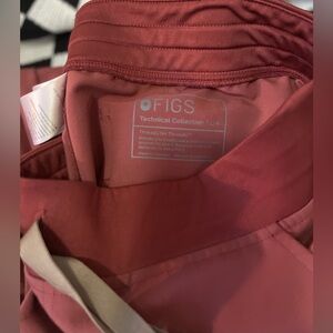 Figs Zamora Jogger Scrub Pants             LP Dark Cherry